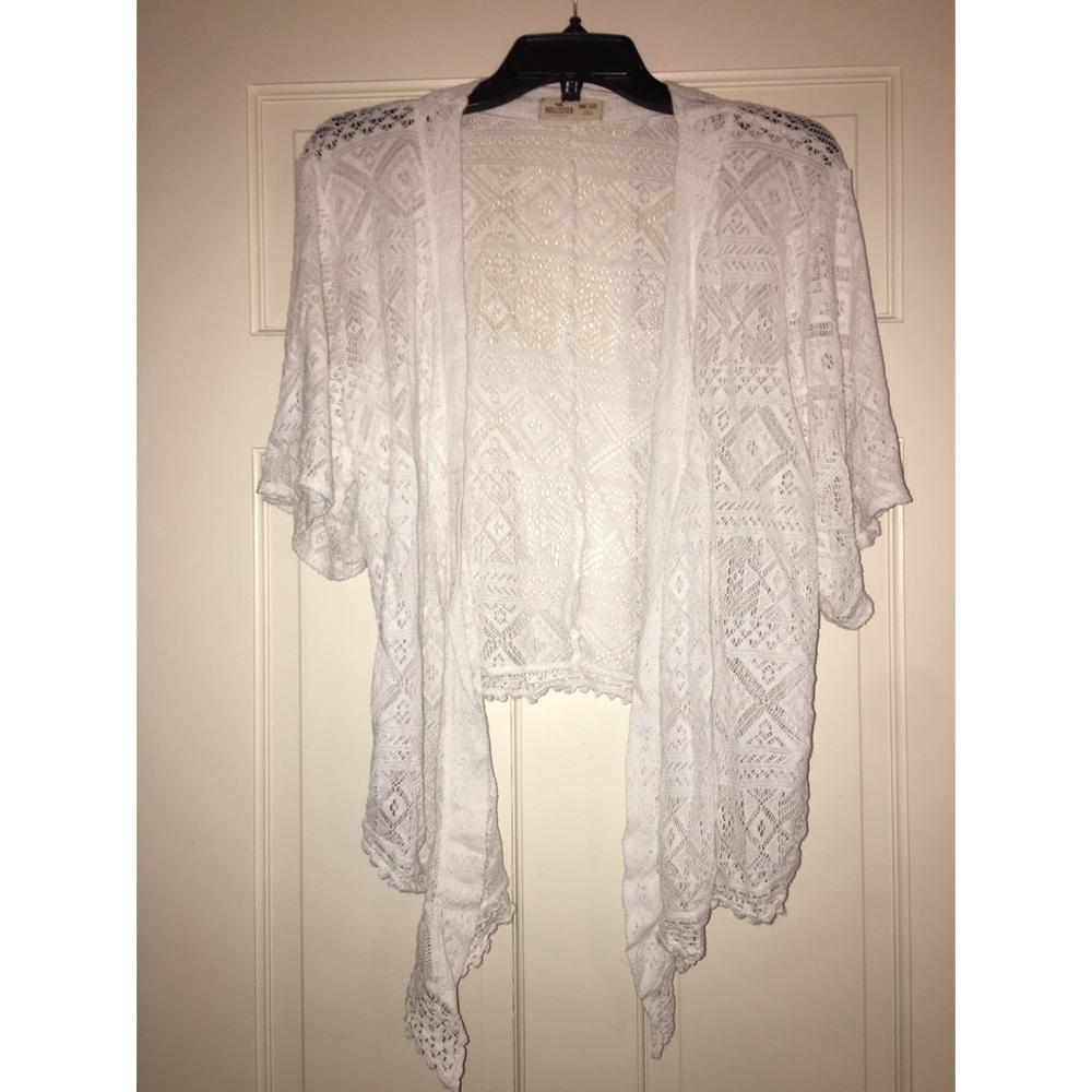 Hollister Shrug